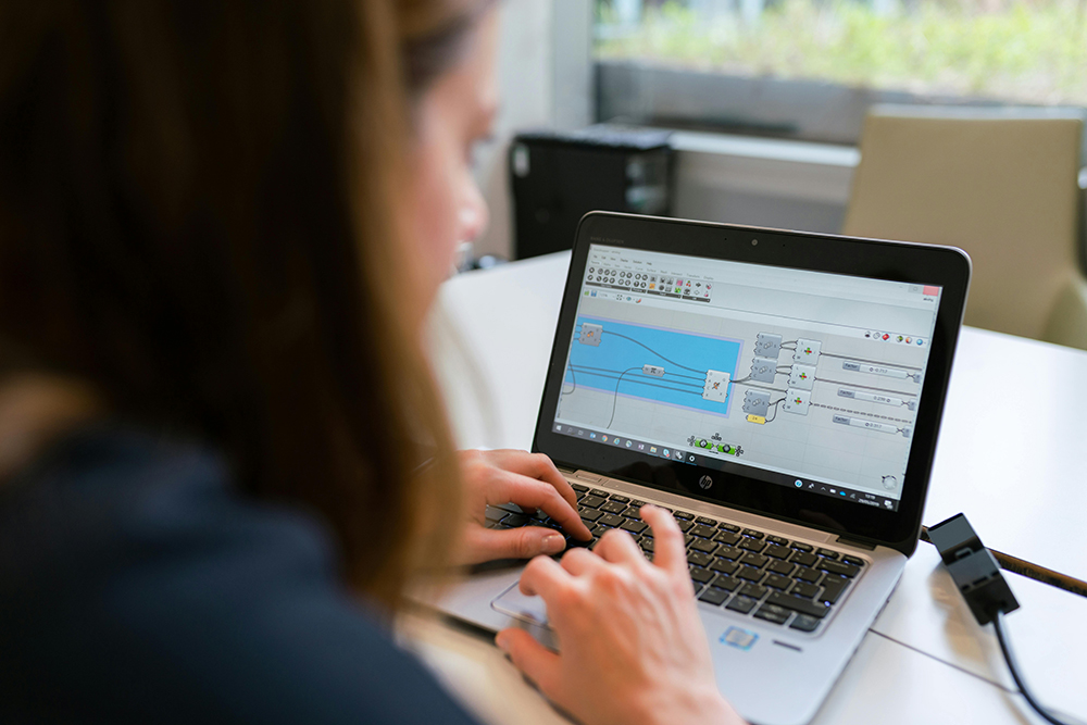 Kyro Global Tech web designer