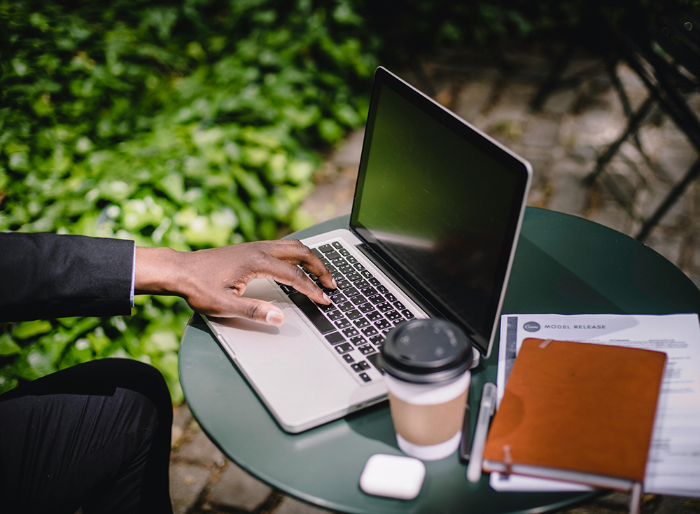 Kyro Global Tech web designer